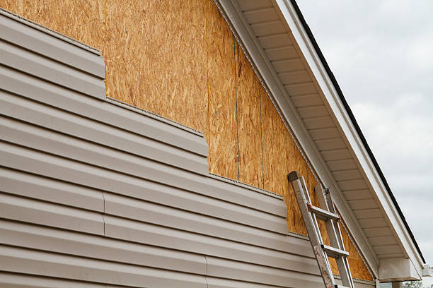 24/7 Emergency Siding Installation experts in Evans, CO
